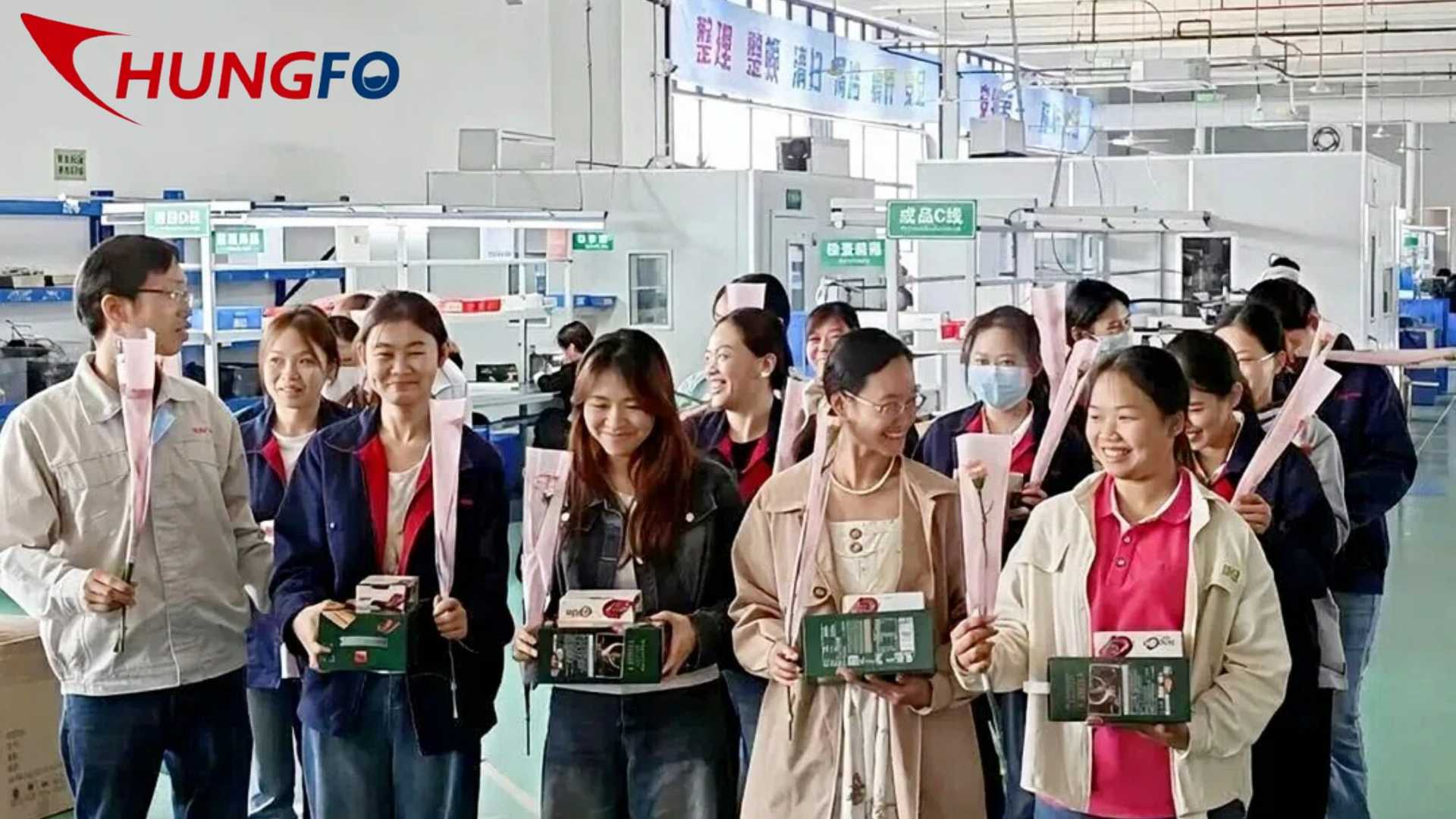 Flowers and Gifts for Women’s Day China Chungfo Fan Celebrates Female Employees with Warm Holiday Care